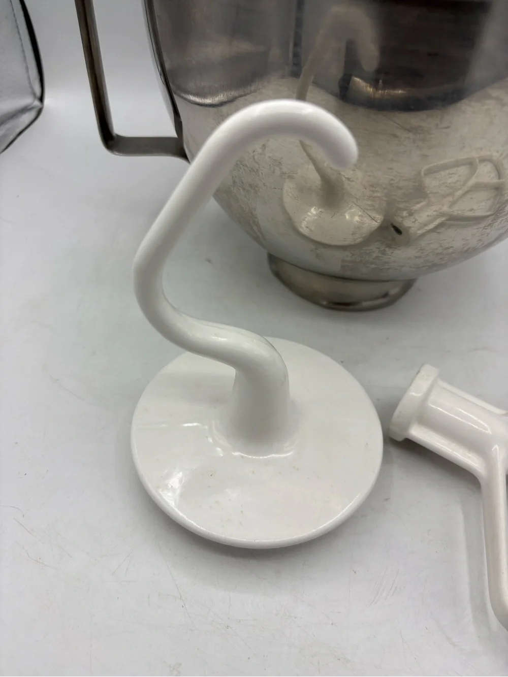 Kitchenaid Mixing Bowl and Attachments